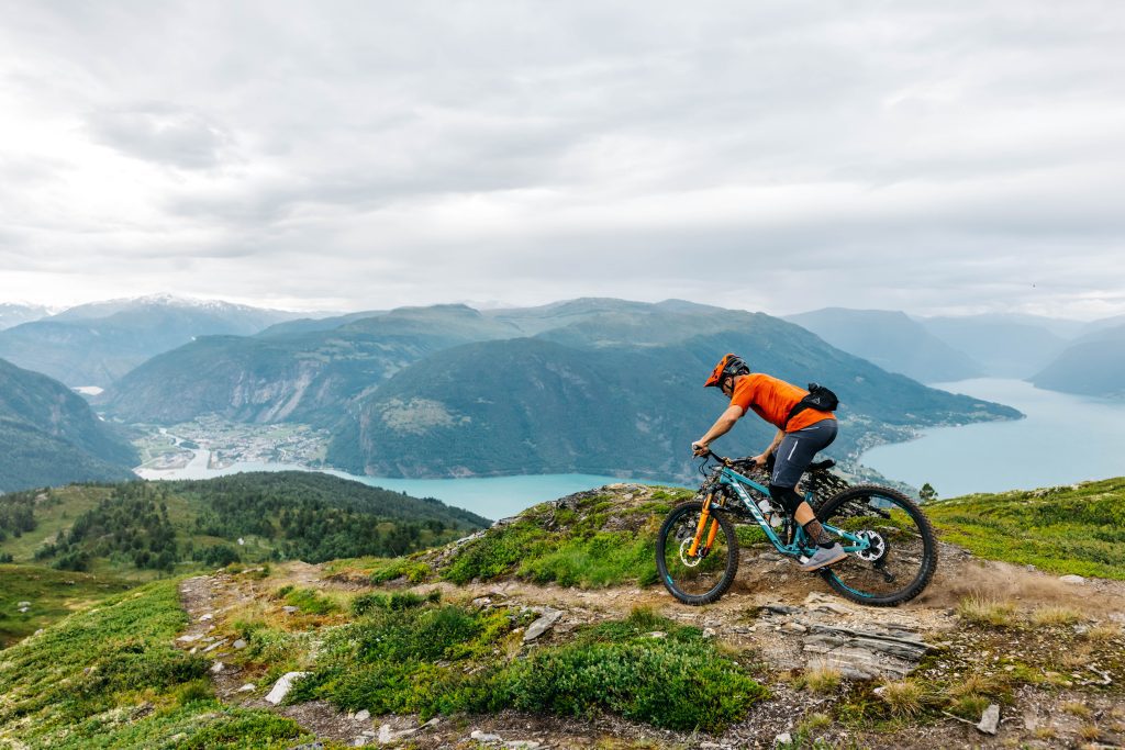 Sight Unseen-Norway-PivotCycles-010